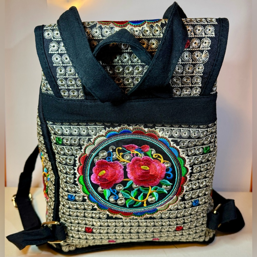 Unique Flowery Backpack - one of a kind - Picture 2 of 15